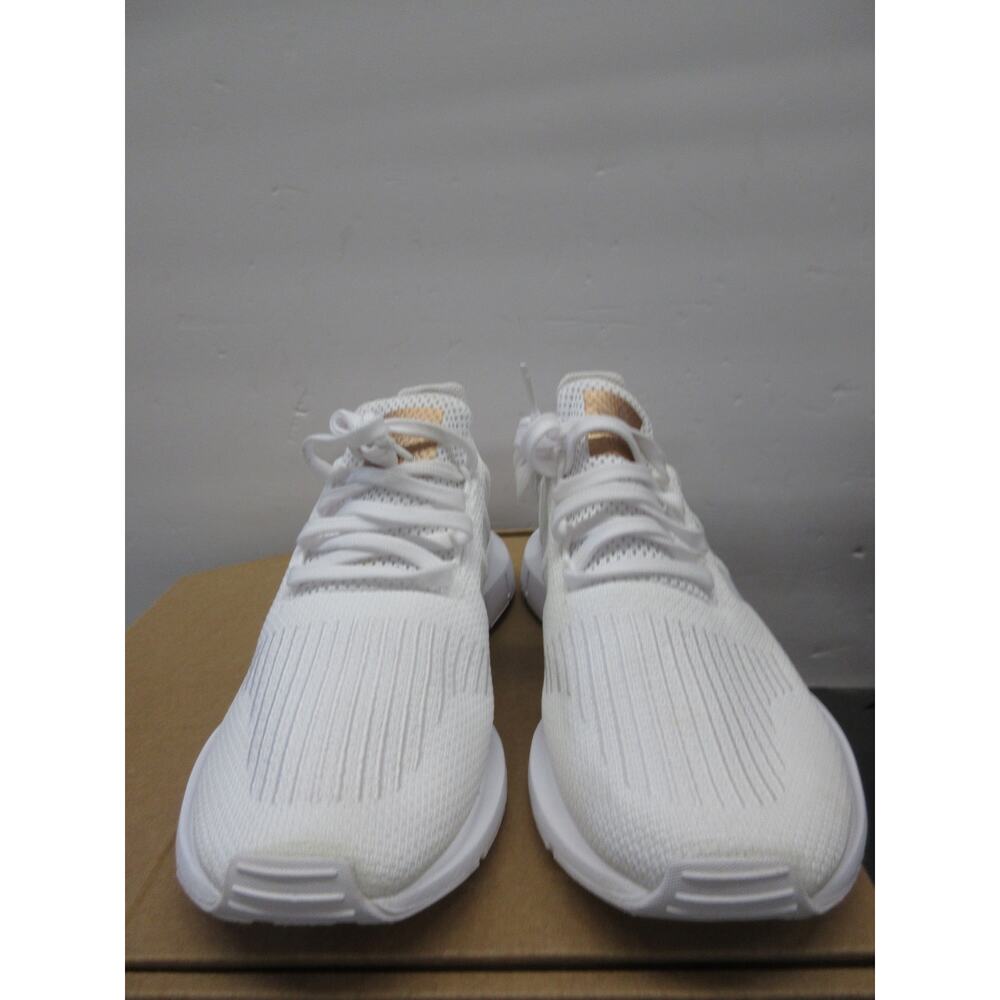 Used authentic Adidas Women's Swift Run Sneakers, Size 8.5 -White